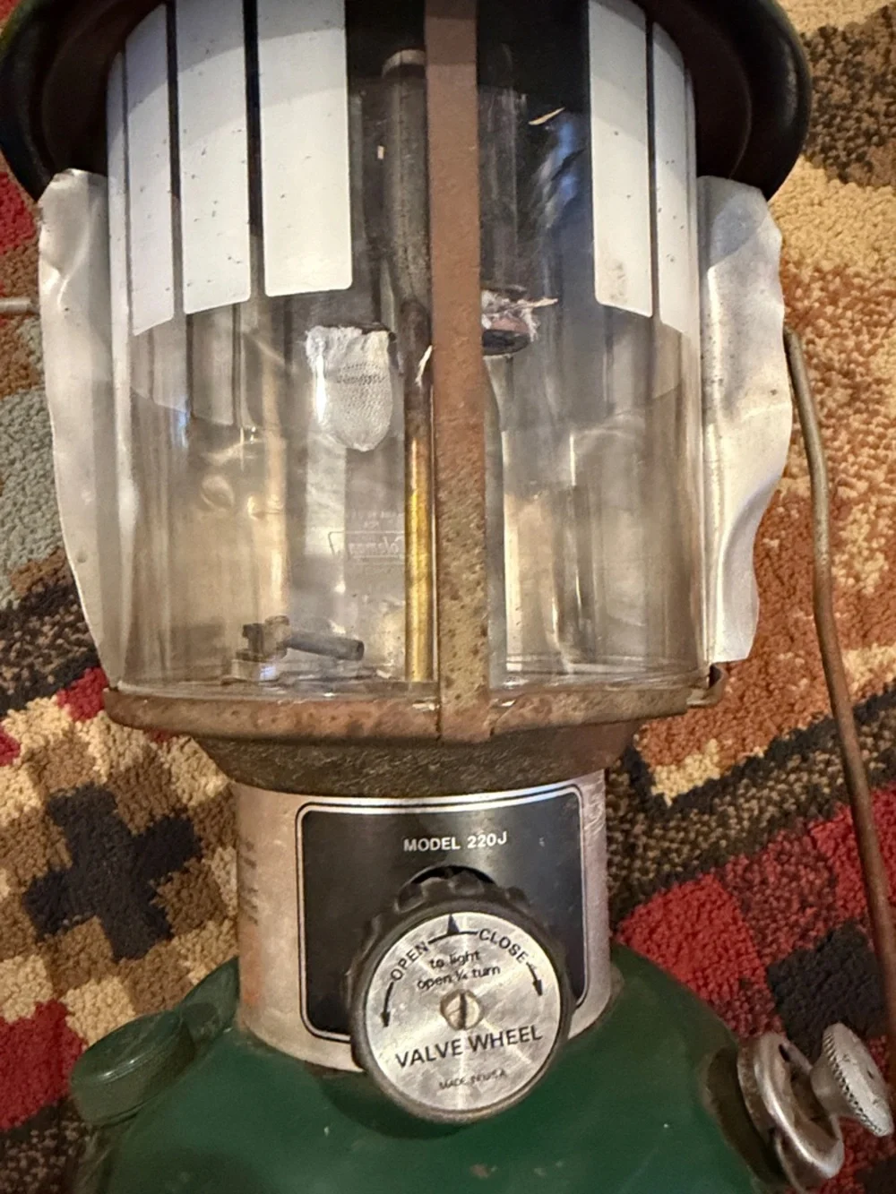Vintage Coleman 220J lantern